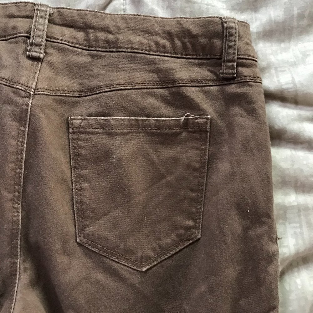 Brown Ripped Jeans - Picture 4 of 4